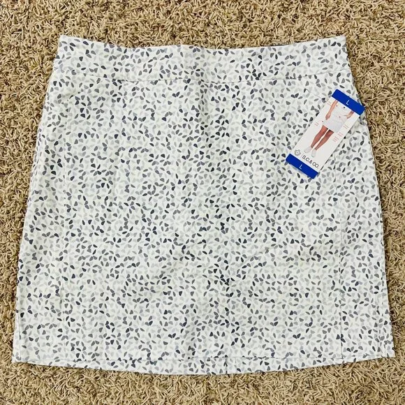 S.C. & CO. Women's Tummy Control Skort Pebble, Size Large (New) - Picture 5 of 16